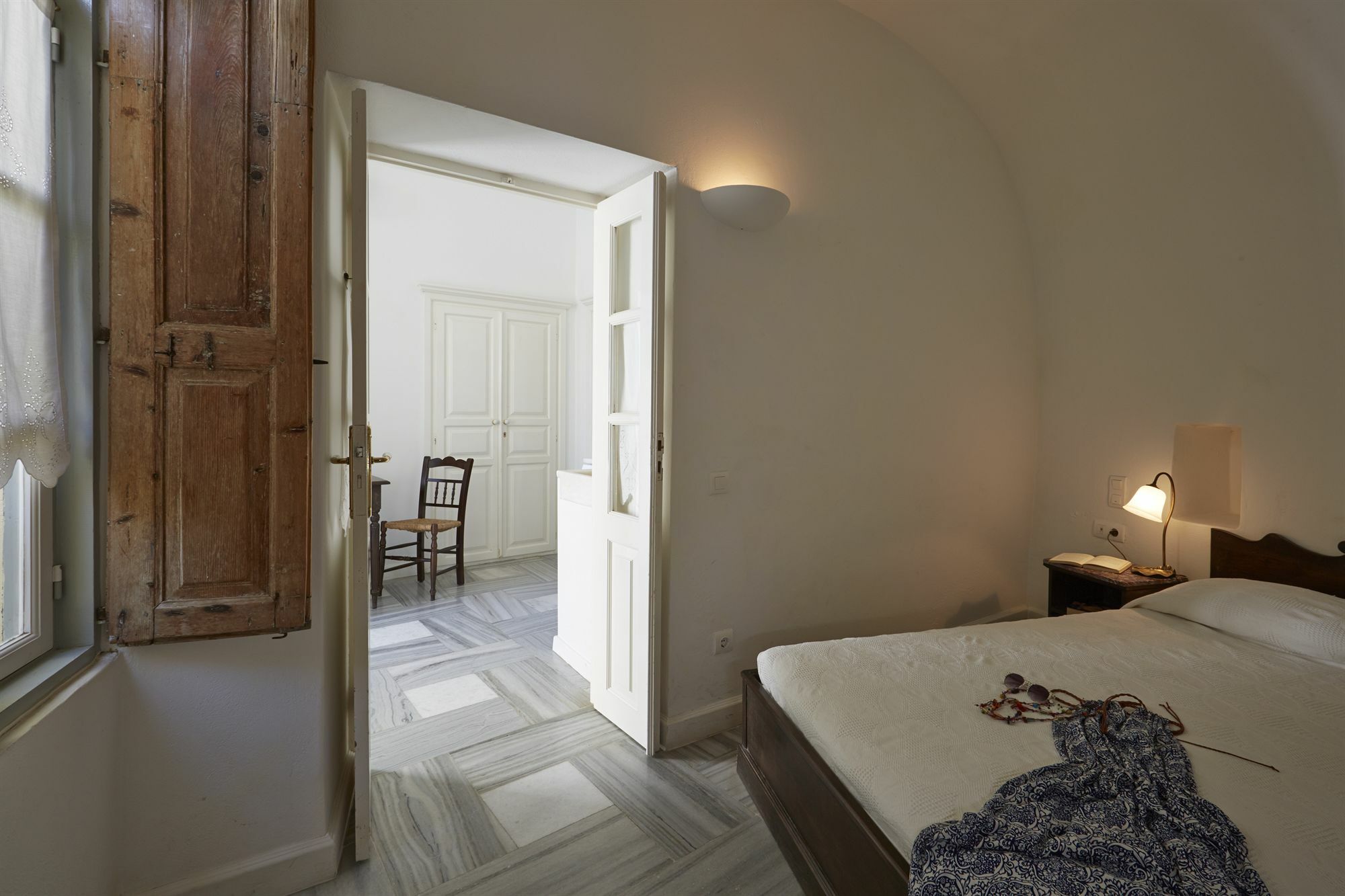 Cori Rigas Suites Тира Экстерьер фото
